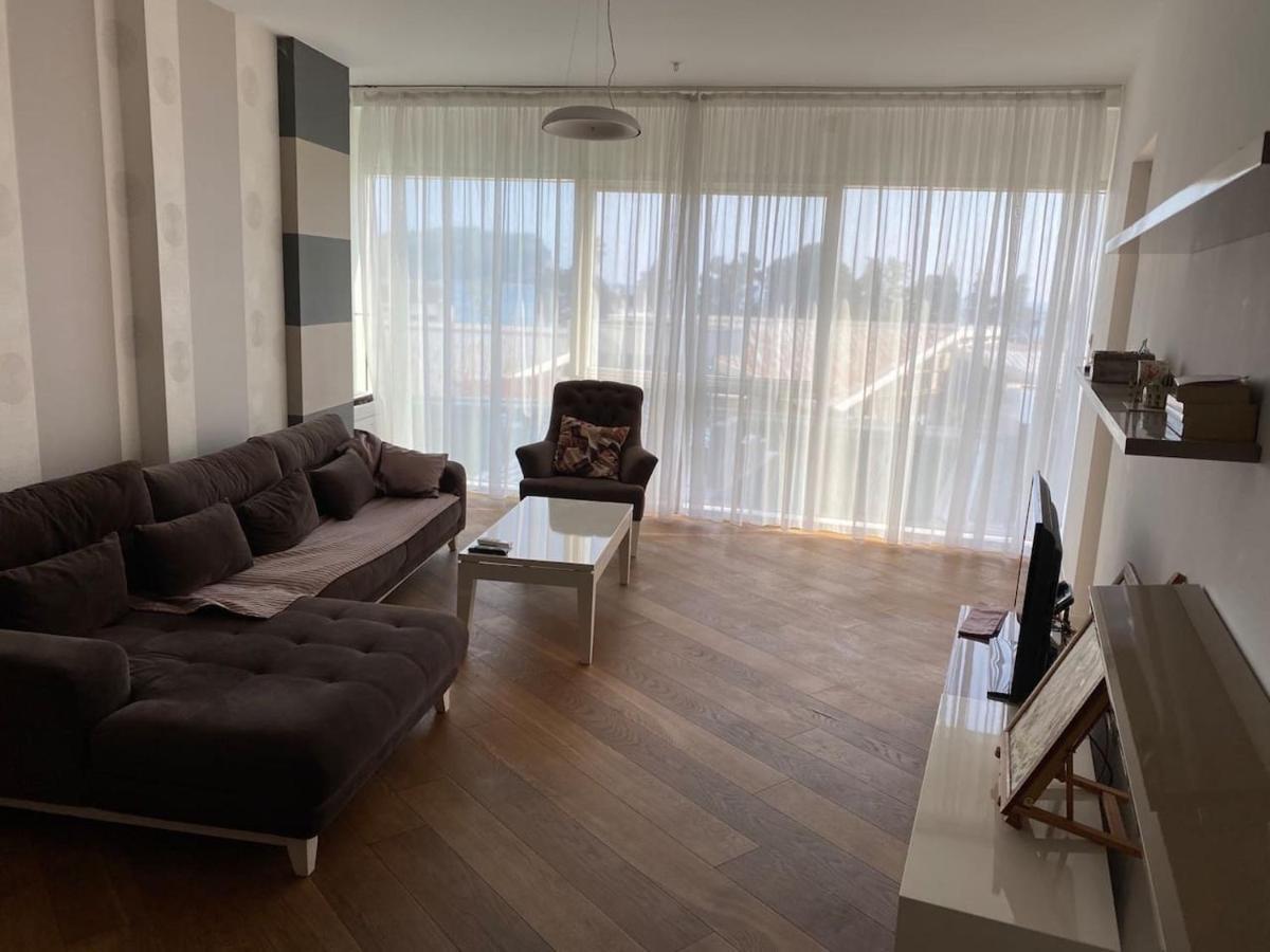 Coco Apartment *